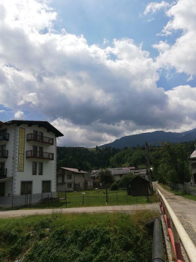 Pensiune Stirbu Borsa  Exterior photo
